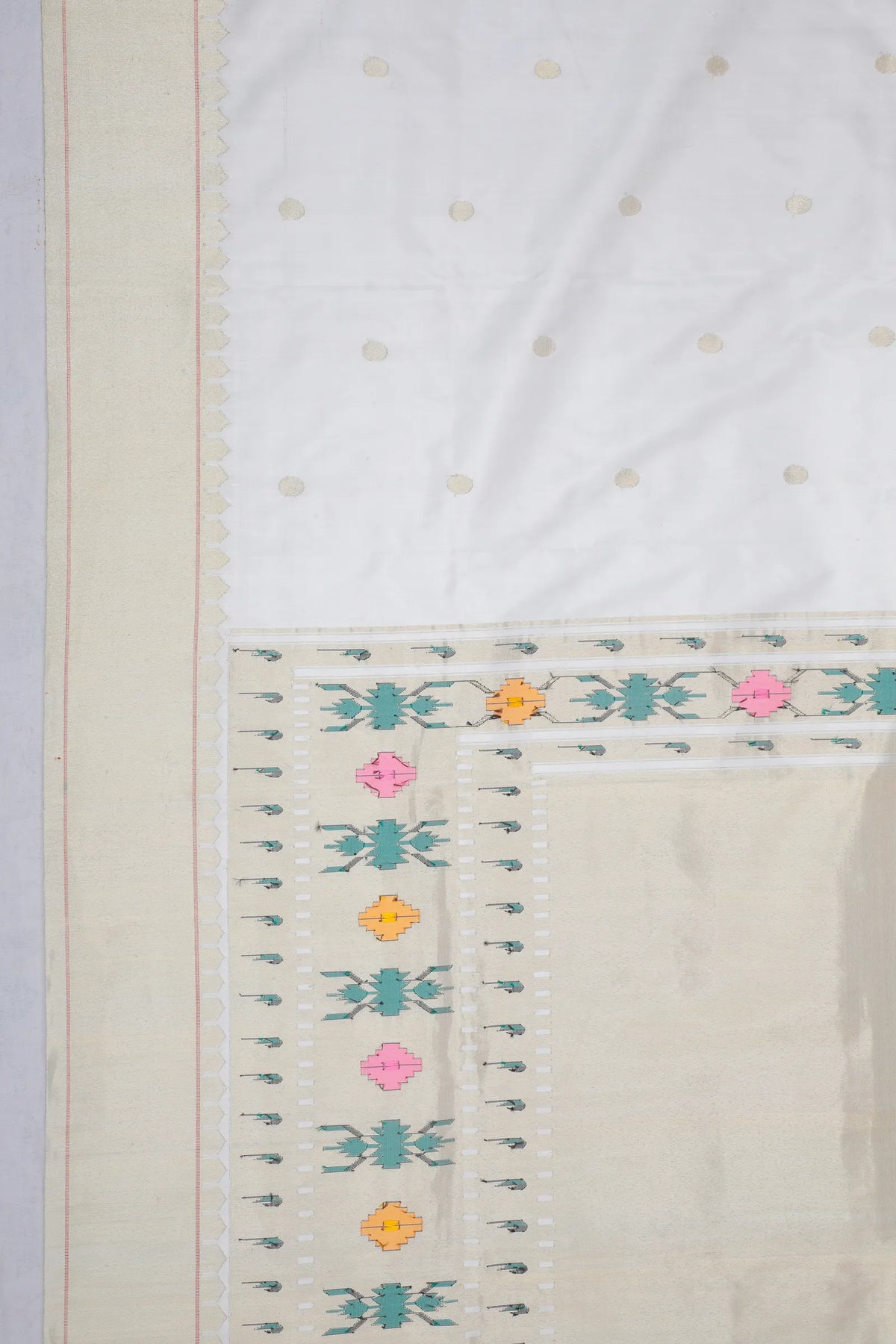 Off White Handloom Pure Silk Paithani Saree